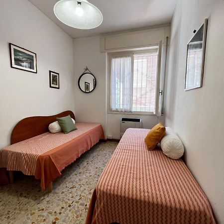 Suite A 2 Passi Dalla Spiaggia - 欧斯佩达蒂 外观 照片
