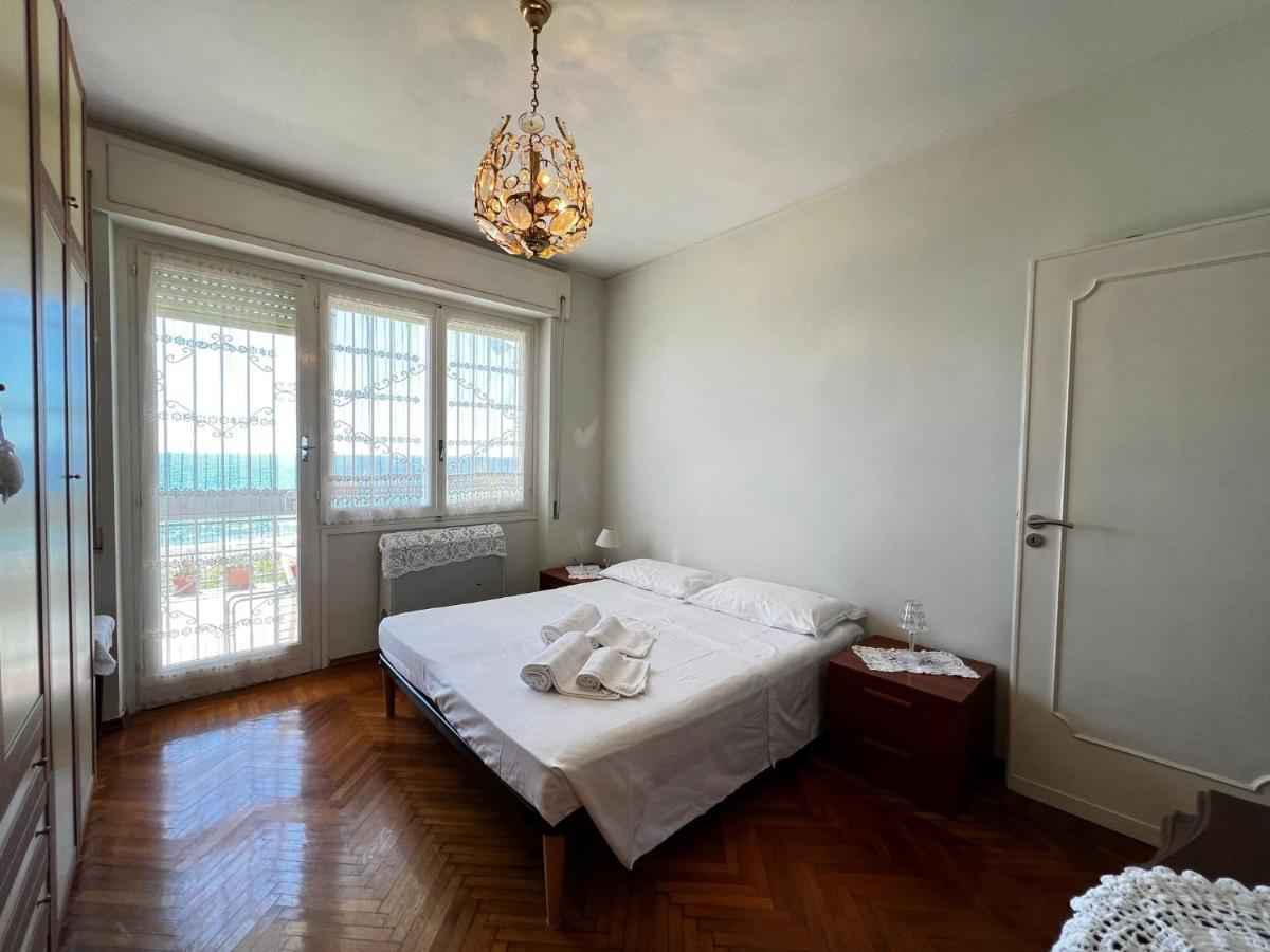 Suite A 2 Passi Dalla Spiaggia - 欧斯佩达蒂 外观 照片