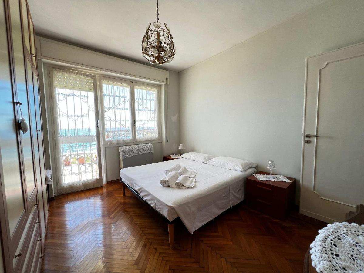Suite A 2 Passi Dalla Spiaggia - 欧斯佩达蒂 外观 照片
